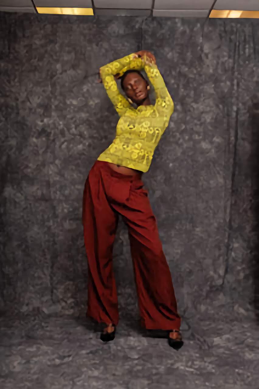 Njapou Wide-Leg Pants – Organic Cotton Comfort in Bold Burgundy Kibonen